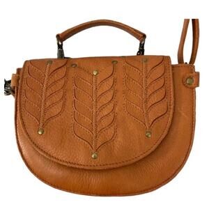 NWT DAY & MOOD Tan Cognac Leather Leaf Inlay Small Round Crossbody Bag Purse